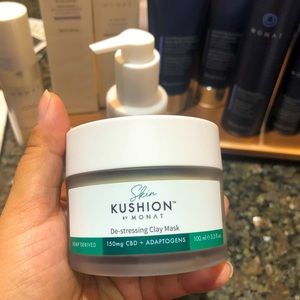 Monat Skin Kushion De-Stressing clay mask